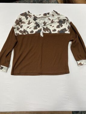 Boutique Cow Print Waffle Knit Henley Top Small NWOT Rustic Boho Cowgirl Western